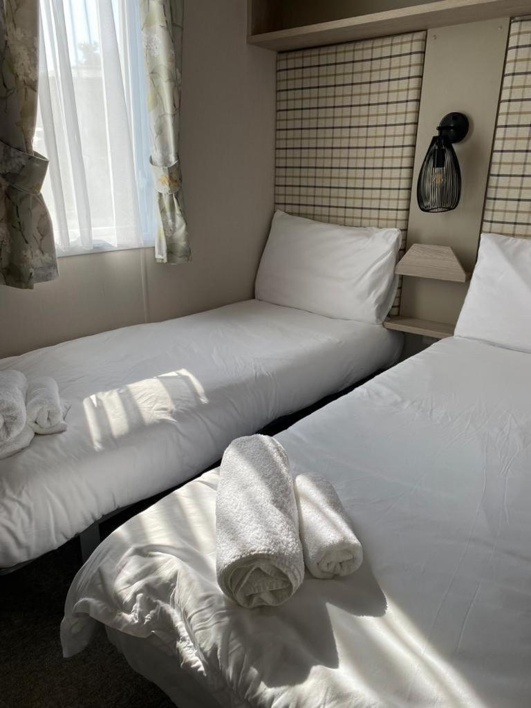 Luxury Holiday Home Sleeps 6 Pet Friendly St. Austell Exterior photo